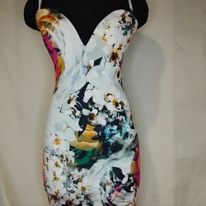 bebe Vibrant Floral Midi Dress
